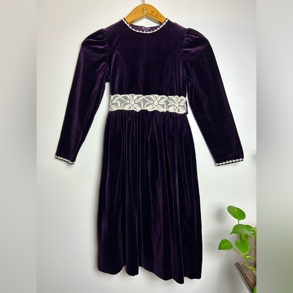 Vintage 80s 70s Peaches n cream Prairie  Girl Sz 10 Velvet Purple Lace Mid Dress - Picture 1 of 16